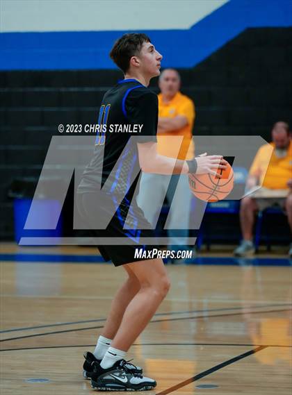 Thumbnail 1 in Tolleson vs. Sierra Vista (Panther Hoops Classic) photogallery.