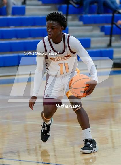 Thumbnail 3 in Tolleson vs. Sierra Vista (Panther Hoops Classic) photogallery.