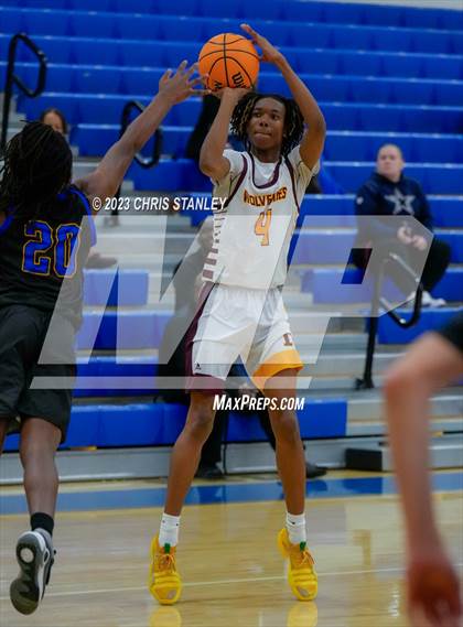 Thumbnail 2 in Tolleson vs. Sierra Vista (Panther Hoops Classic) photogallery.