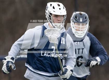 Thumbnail 2 in Webster Thomas @ Pittsford (Scrimmage) photogallery.