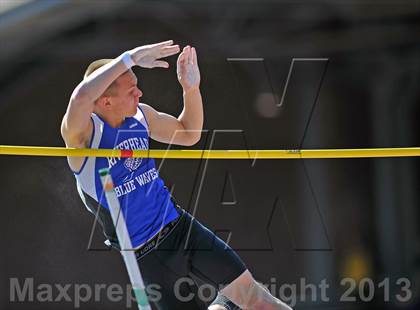 Thumbnail 2 in Penn Relays (Pole Vault)  photogallery.