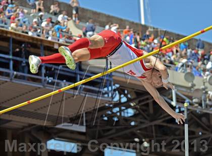 Thumbnail 1 in Penn Relays (Pole Vault)  photogallery.