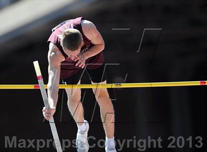 Thumbnail 3 in Penn Relays (Pole Vault)  photogallery.