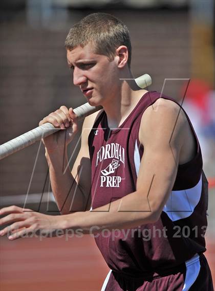 Thumbnail 2 in Penn Relays (Pole Vault)  photogallery.