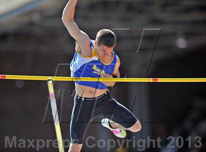 Thumbnail 2 in Penn Relays (Pole Vault)  photogallery.