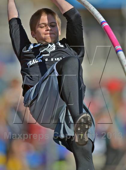 Thumbnail 1 in Penn Relays (Pole Vault)  photogallery.