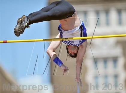 Thumbnail 3 in Penn Relays (Pole Vault)  photogallery.