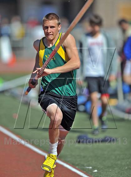 Thumbnail 2 in Penn Relays (Pole Vault)  photogallery.