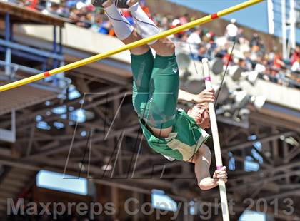 Thumbnail 2 in Penn Relays (Pole Vault)  photogallery.