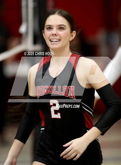 Thumbnail 2 in Mogollon vs Coolidge (Florence Invitational) photogallery.