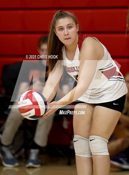 Thumbnail 2 in Mogollon vs Coolidge (Florence Invitational) photogallery.