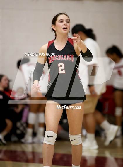 Thumbnail 3 in Mogollon vs Coolidge (Florence Invitational) photogallery.