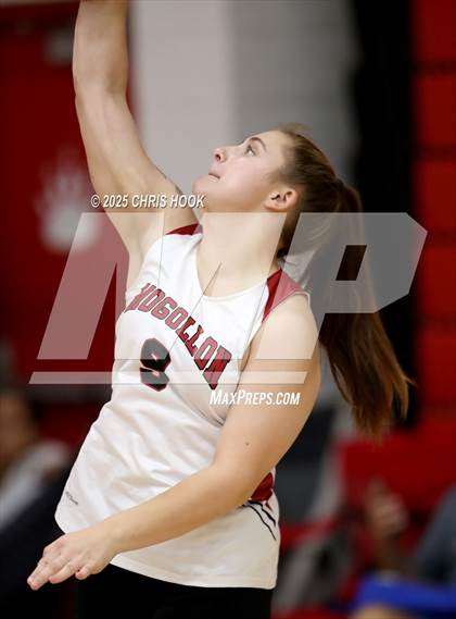Thumbnail 2 in Mogollon vs Coolidge (Florence Invitational) photogallery.