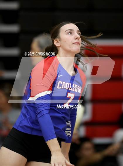 Thumbnail 2 in Mogollon vs Coolidge (Florence Invitational) photogallery.