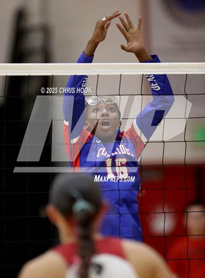 Thumbnail 3 in Mogollon vs Coolidge (Florence Invitational) photogallery.