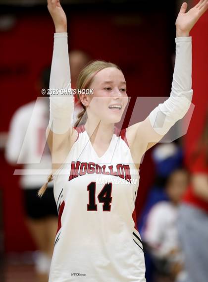 Thumbnail 2 in Mogollon vs Coolidge (Florence Invitational) photogallery.