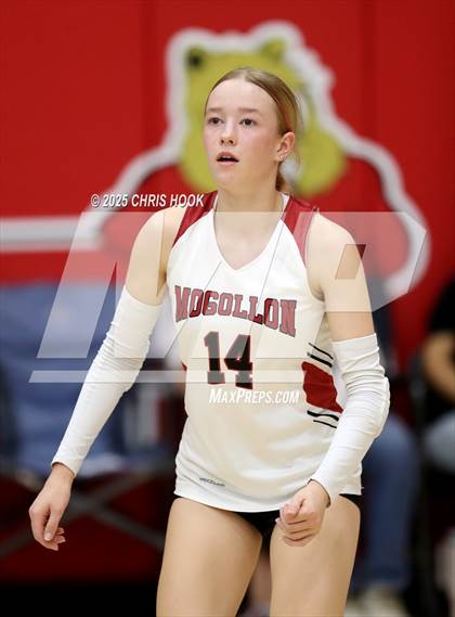 Thumbnail 3 in Mogollon vs Coolidge (Florence Invitational) photogallery.