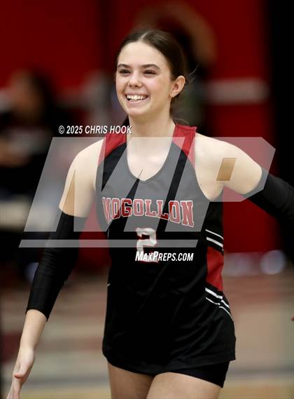 Thumbnail 1 in Mogollon vs Coolidge (Florence Invitational) photogallery.