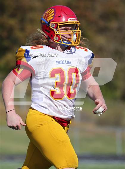 Thumbnail 2 in Roxana @ Columbia (HSA 4A First Round Playoff) photogallery.
