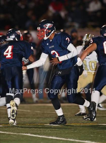 Thumbnail 3 in Pleasant Grove vs. Bethel (CIF SJS D1 Semifinals) photogallery.