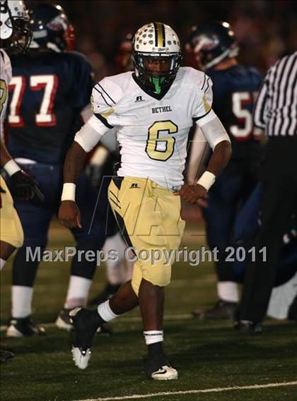 Thumbnail 2 in Pleasant Grove vs. Bethel (CIF SJS D1 Semifinals) photogallery.