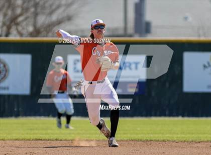 Thumbnail 2 in Kerman vs. Crater (Fresno Easter Classic) photogallery.