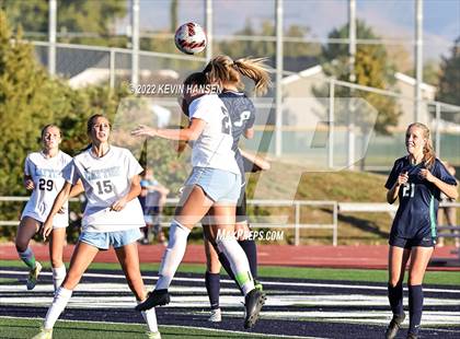 Thumbnail 2 in Syracuse vs. Layton photogallery.