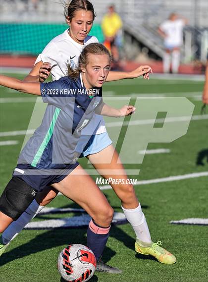 Thumbnail 1 in Syracuse vs. Layton photogallery.