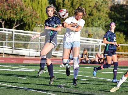 Thumbnail 3 in Syracuse vs. Layton photogallery.