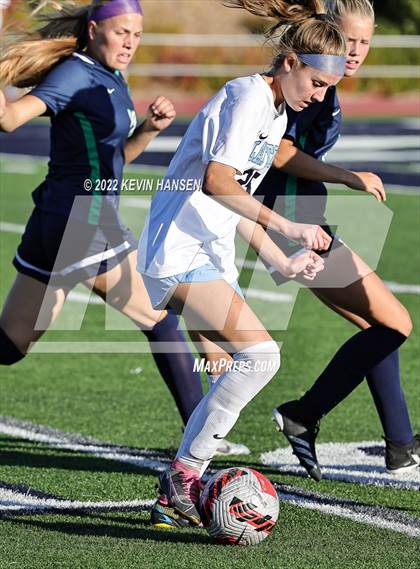 Thumbnail 3 in Syracuse vs. Layton photogallery.