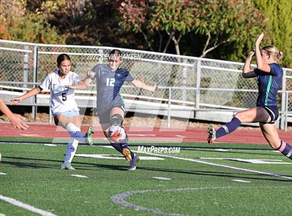 Thumbnail 1 in Syracuse vs. Layton photogallery.
