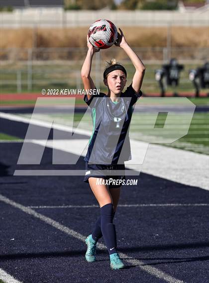 Thumbnail 1 in Syracuse vs. Layton photogallery.