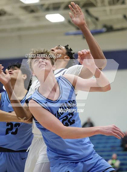 Thumbnail 2 in West Jordan vs. Juan Diego Catholic (Eagle Holiday Shootout) photogallery.