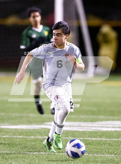 Thumbnail 1 in Kennedy @ Moreau Catholic photogallery.
