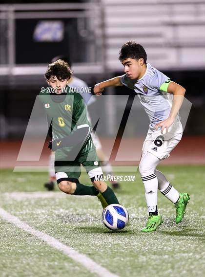 Thumbnail 1 in Kennedy @ Moreau Catholic photogallery.