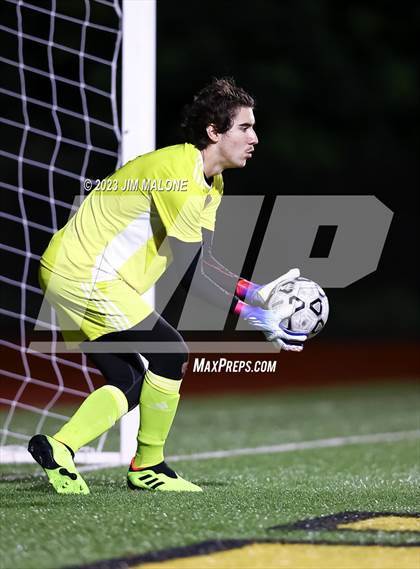 Thumbnail 3 in Kennedy @ Moreau Catholic photogallery.