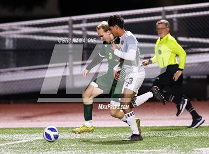Thumbnail 1 in Kennedy @ Moreau Catholic photogallery.
