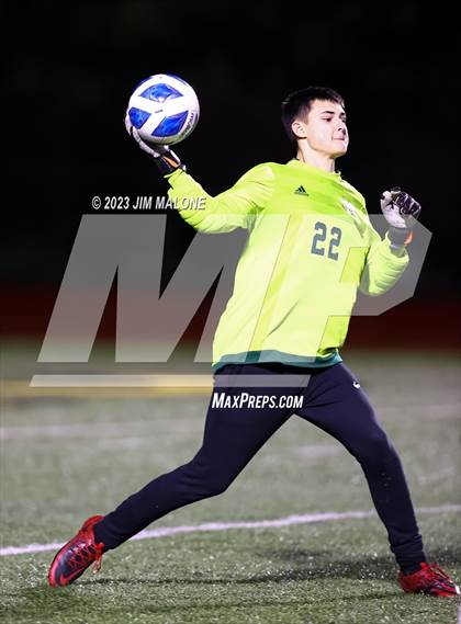 Thumbnail 1 in Kennedy @ Moreau Catholic photogallery.