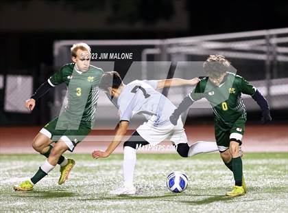 Thumbnail 2 in Kennedy @ Moreau Catholic photogallery.