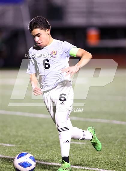 Thumbnail 1 in Kennedy @ Moreau Catholic photogallery.
