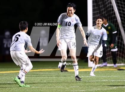 Thumbnail 1 in Kennedy @ Moreau Catholic photogallery.