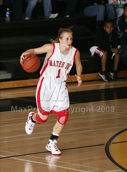 Thumbnail 3 in Eastlake vs. Mater Dei (So Cal Holiday Classic) photogallery.