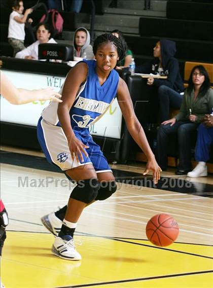 Thumbnail 3 in Eastlake vs. Mater Dei (So Cal Holiday Classic) photogallery.