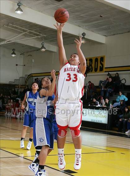 Thumbnail 3 in Eastlake vs. Mater Dei (So Cal Holiday Classic) photogallery.