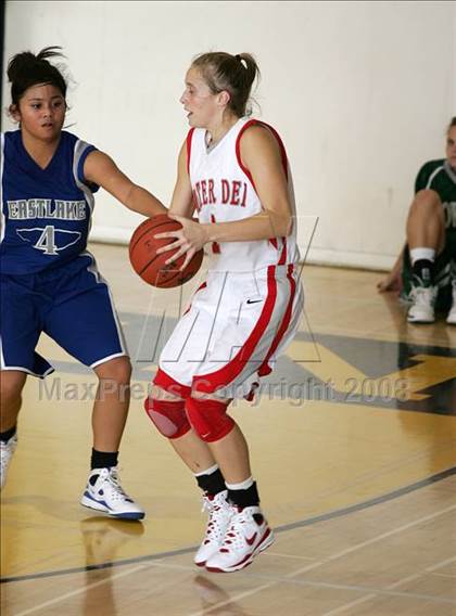 Thumbnail 1 in Eastlake vs. Mater Dei (So Cal Holiday Classic) photogallery.