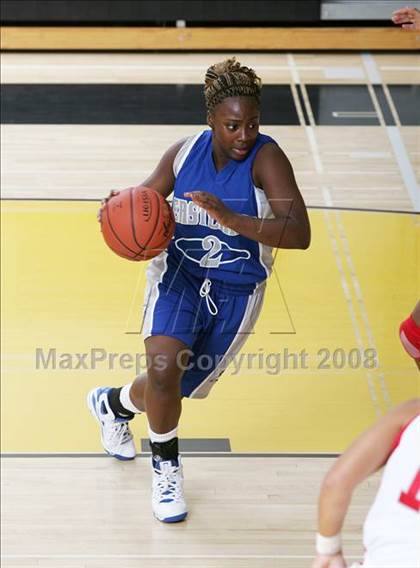 Thumbnail 1 in Eastlake vs. Mater Dei (So Cal Holiday Classic) photogallery.