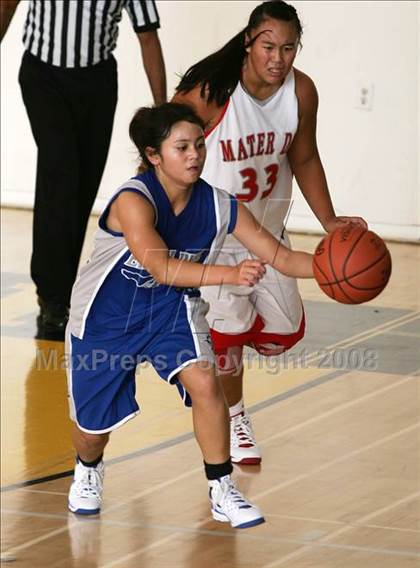 Thumbnail 1 in Eastlake vs. Mater Dei (So Cal Holiday Classic) photogallery.