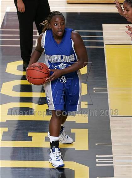 Thumbnail 3 in Eastlake vs. Mater Dei (So Cal Holiday Classic) photogallery.