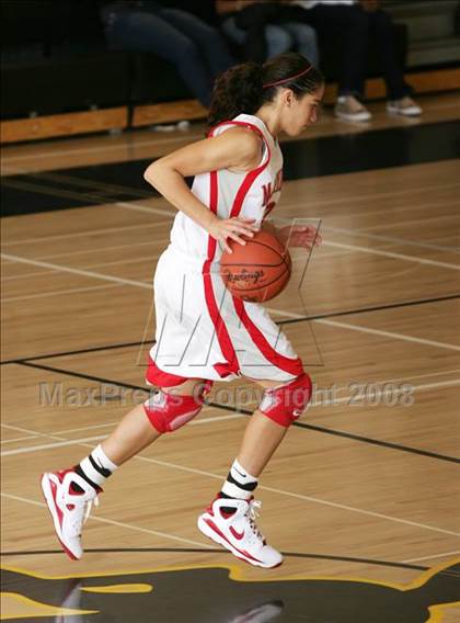 Thumbnail 1 in Eastlake vs. Mater Dei (So Cal Holiday Classic) photogallery.