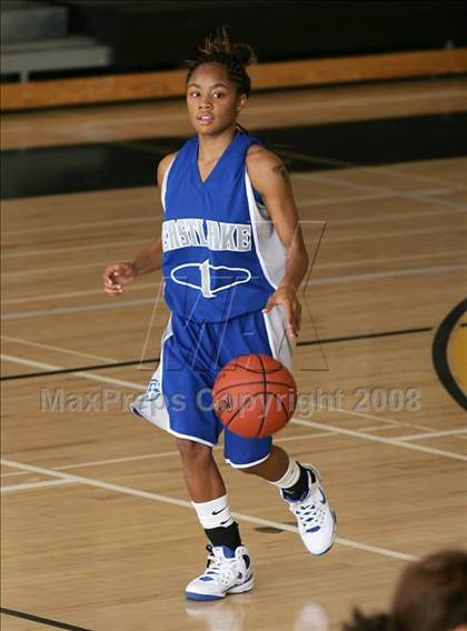 Thumbnail 1 in Eastlake vs. Mater Dei (So Cal Holiday Classic) photogallery.